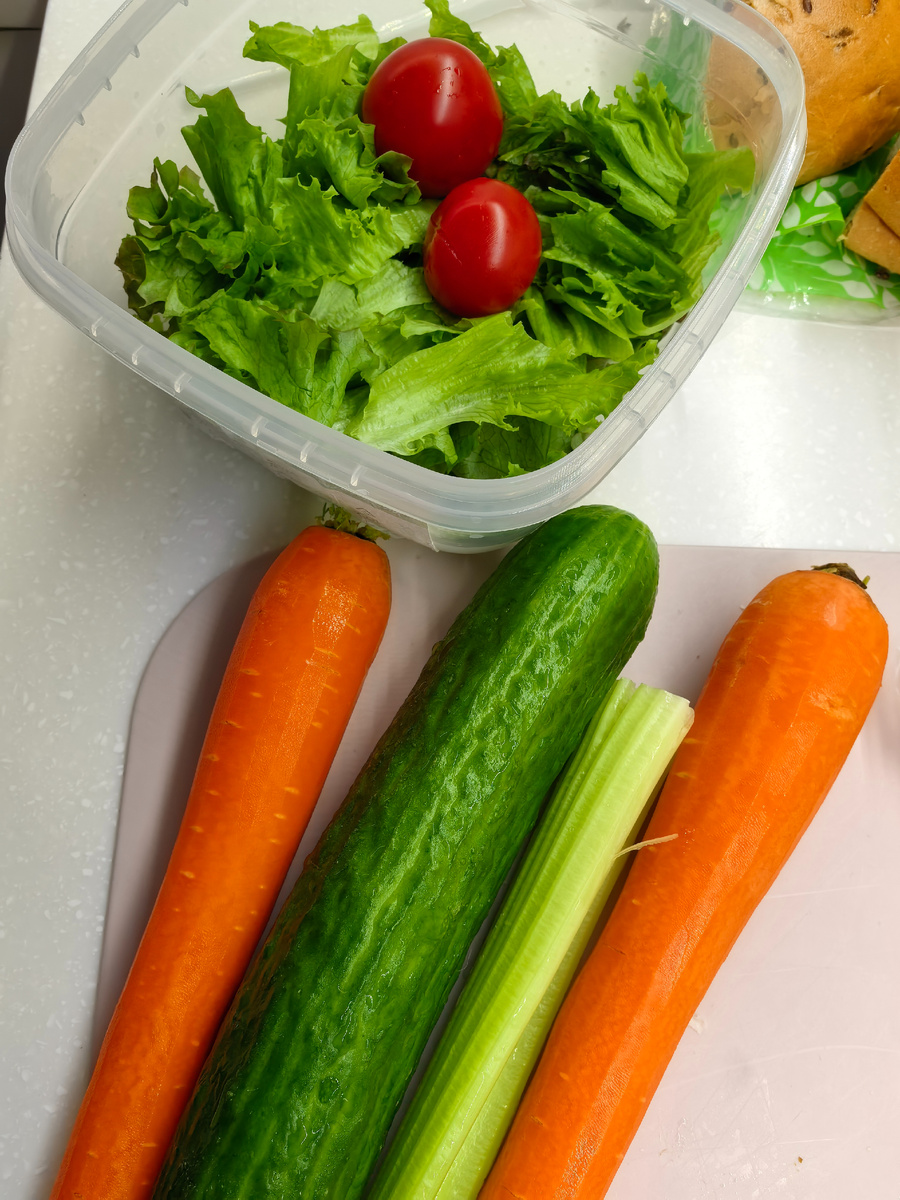 А цвет в еде отлично поднимает настроение