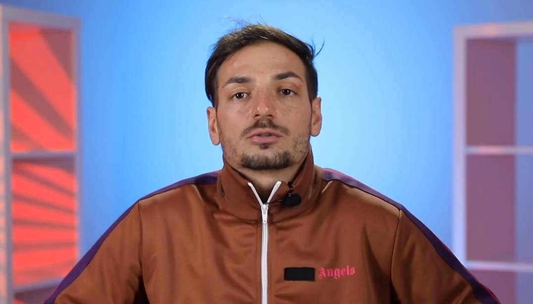 Энтони (фото из эфира на «Okko»)