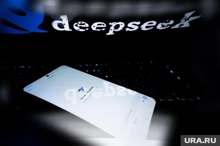 Китайская нейросеть бьет рекорды популярности среди челябинцев. Фото: Руслан Яроцкий © URA.RU