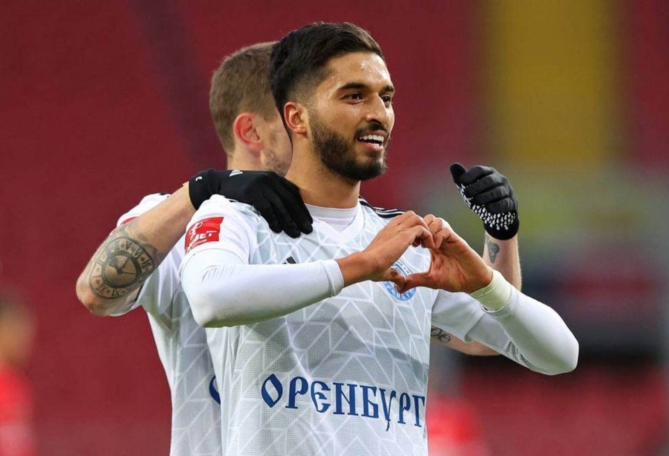    За уральцев Мохаммад провел 33 матча и забил в них четыре гола с сайта ФК "Оренбург".