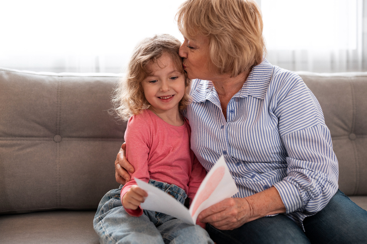 Бабушка. Фото: www.freepik.com