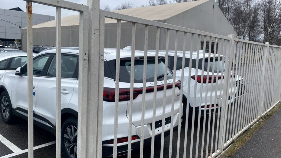    Автомобили X-Cross 7 на складах дилеров Автор фото: t.me/autorunspb