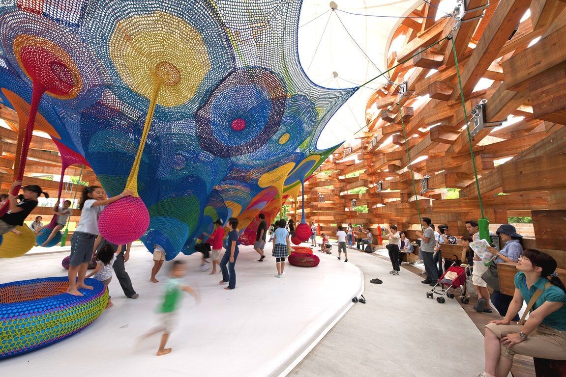 Создана в 2007 году художницей Тошико Хориучи Макадам.