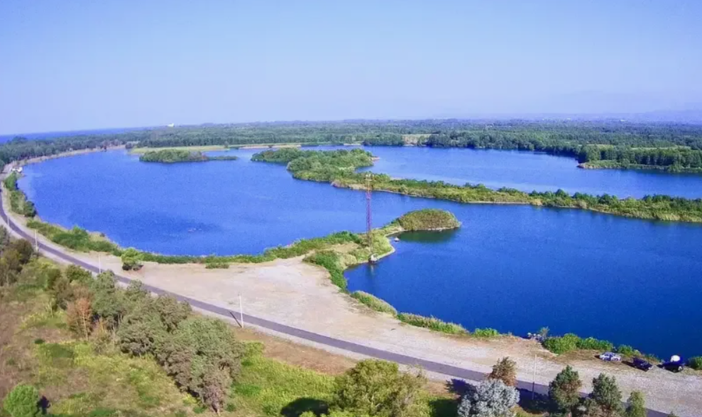 Фото с сайта https://www.kudanamore.ru/suhum/hotels/35622/