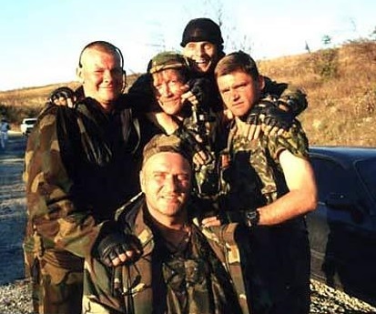 кадр со съёмок сериала "Спецназ по-русски"