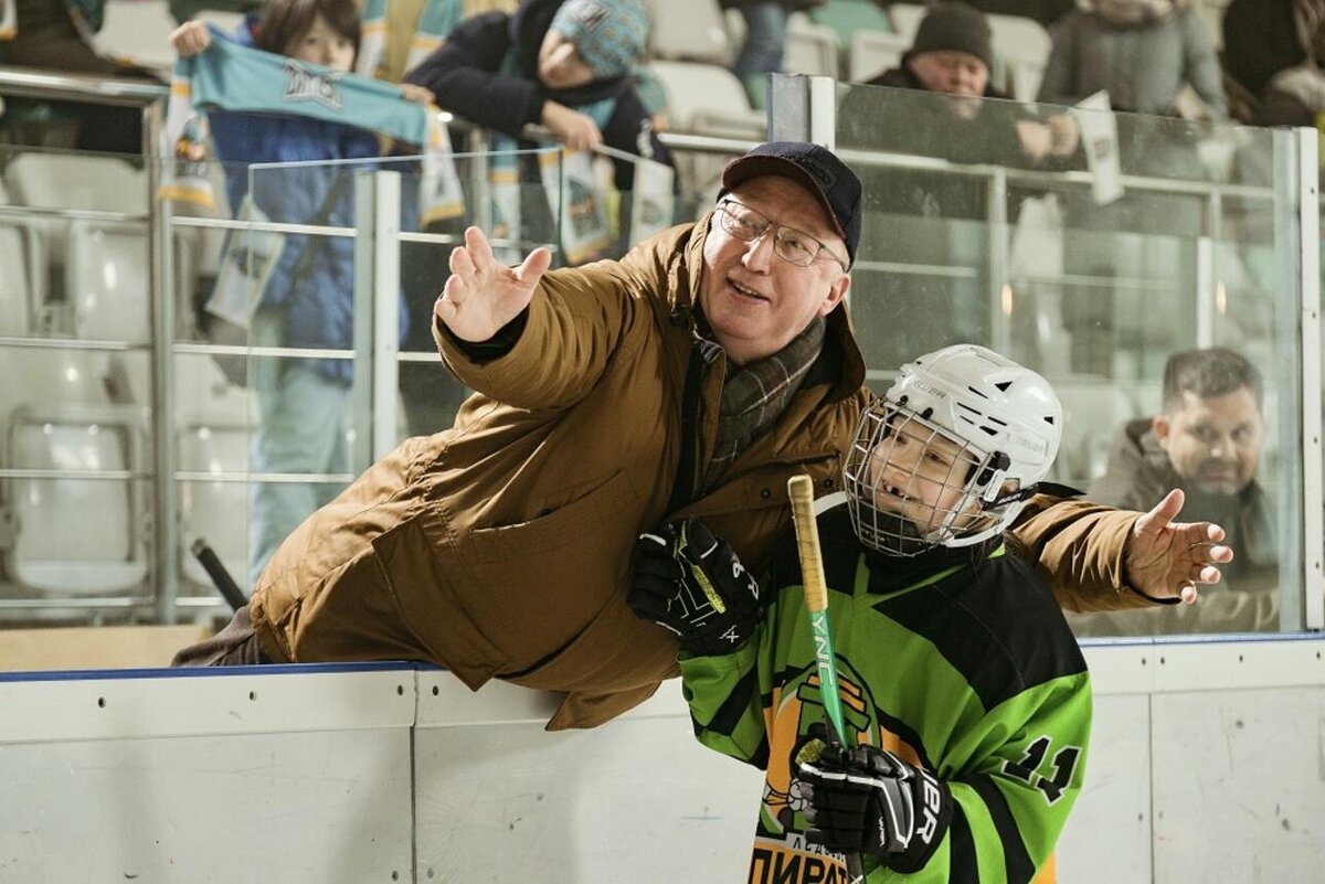 Афиша фильма «Капитан Крюк» (2025)