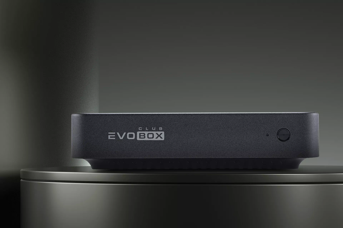 EvoBox Club — это идеальный выбор для небольших баров, кафе или караоке-комнат.