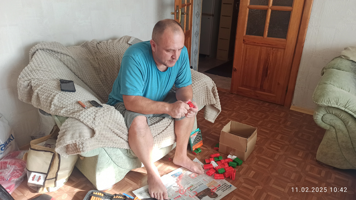 И муж тоже работает