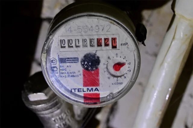    Можно ли сделать перерасчет, если счетчик на воду забыли поверить?