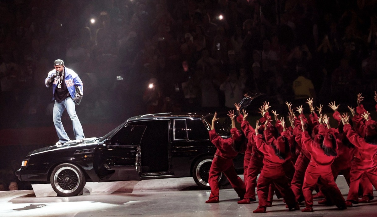 выступление кендрика ламара на суперкубке, источник изображения: Rolling Stone