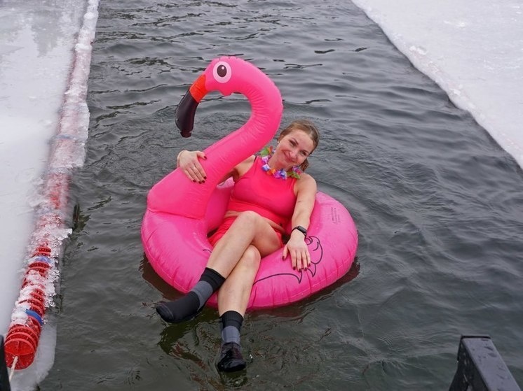     Для моржей и прорубь — бассейн. Фото: Николай Попов