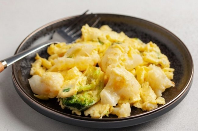    Цветная капуста с яйцом на сковороде, пошаговый рецепт с фото
