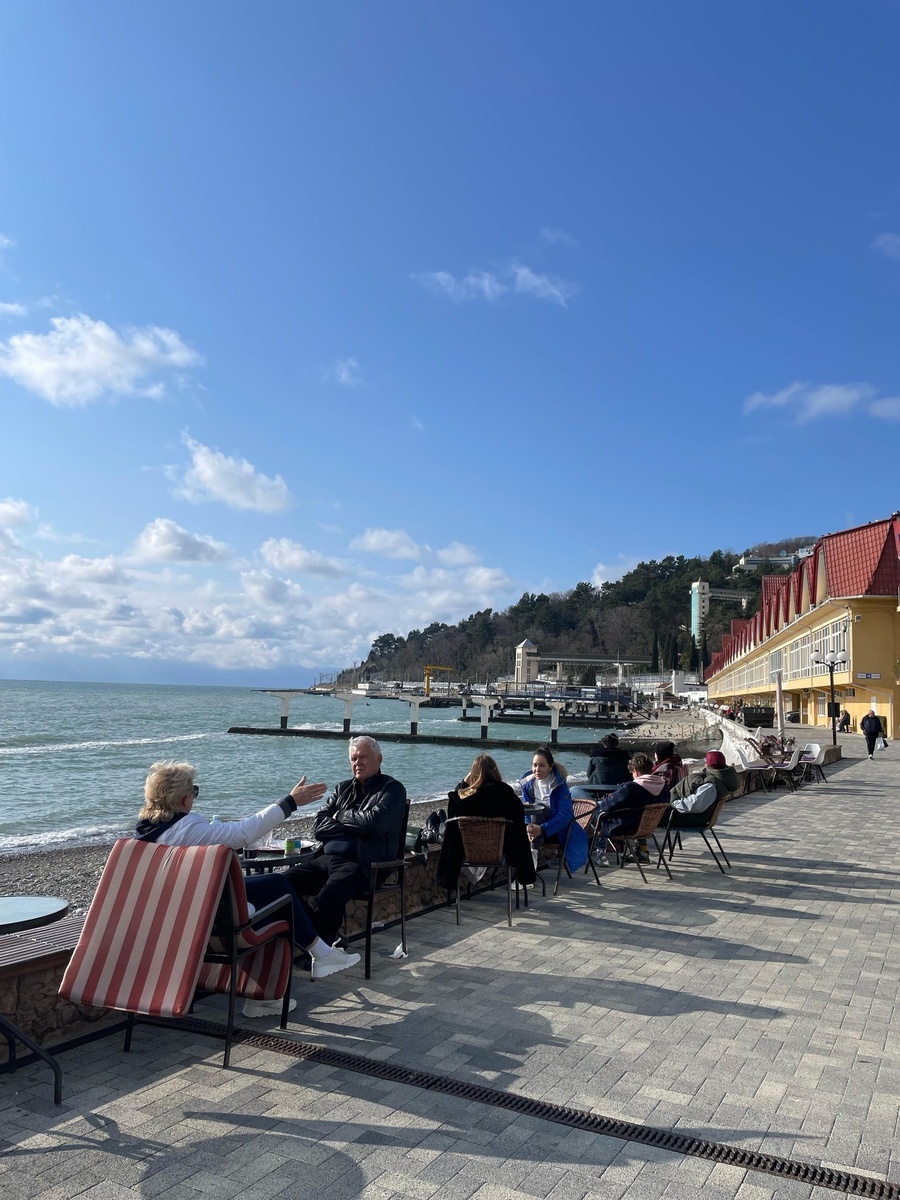 фото автора, набережная Хосты