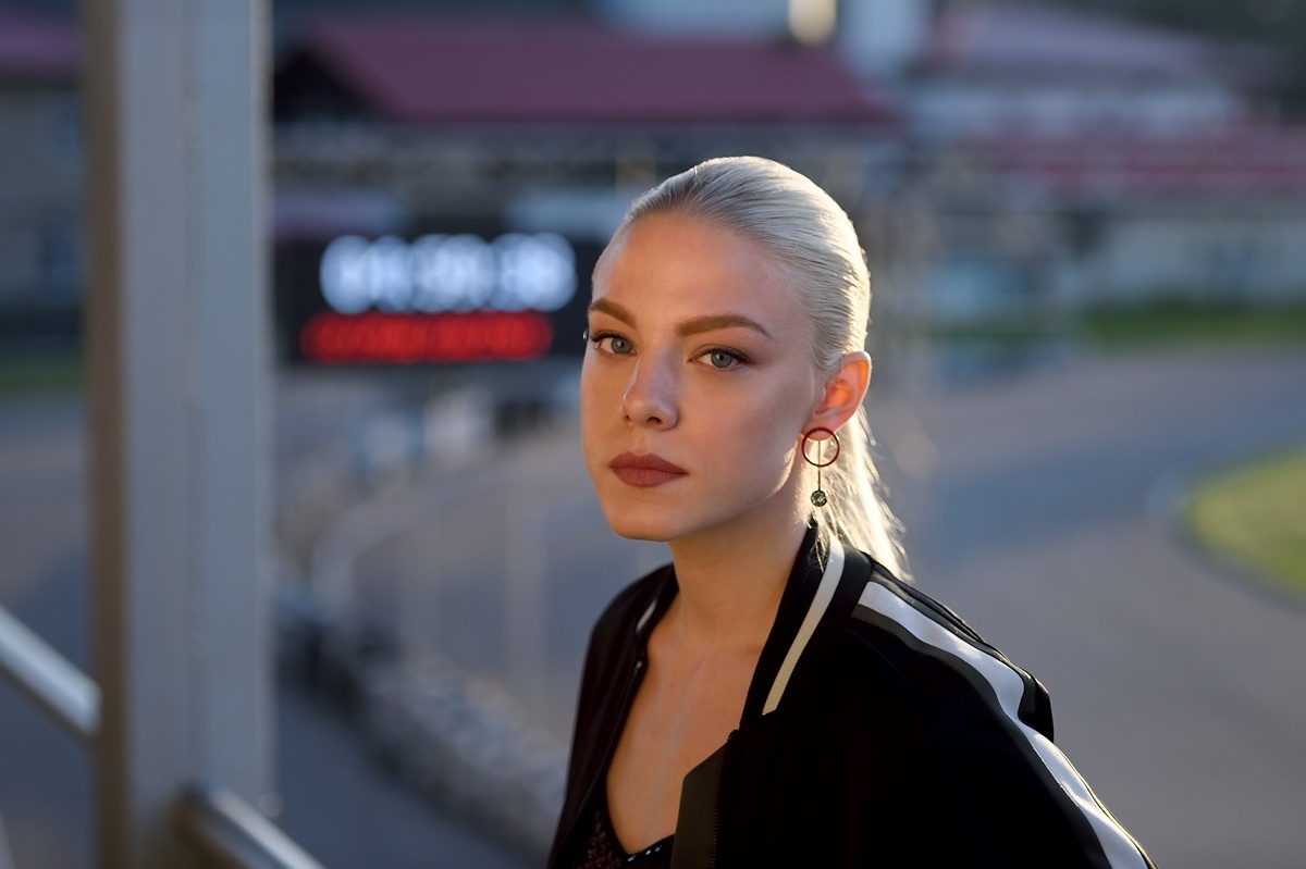 Пролистните изображение, чтобы увидеть следующий кадр из фильма «Люби их всех» (2019)