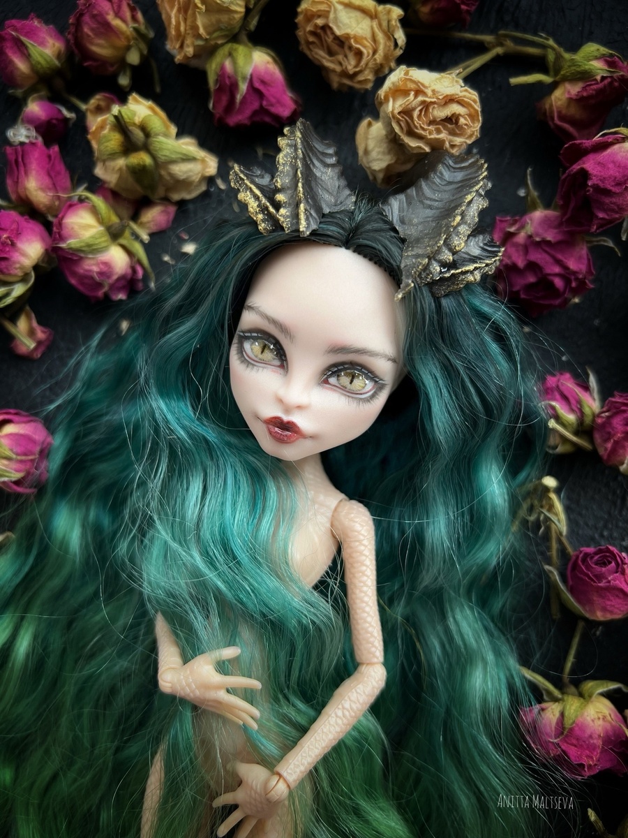 Личико Девушки-Дракона