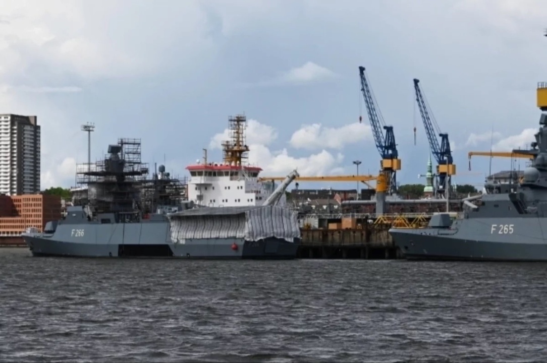    В ФРГ начали расследование возможной попытки диверсии на корвете «Эмден»