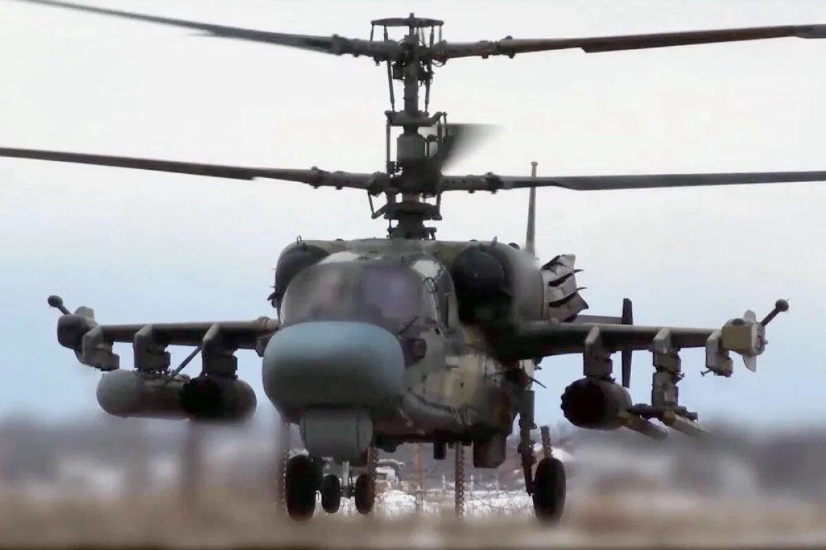    Удар вертолета Ка-52 по ВСУ в Курской области.