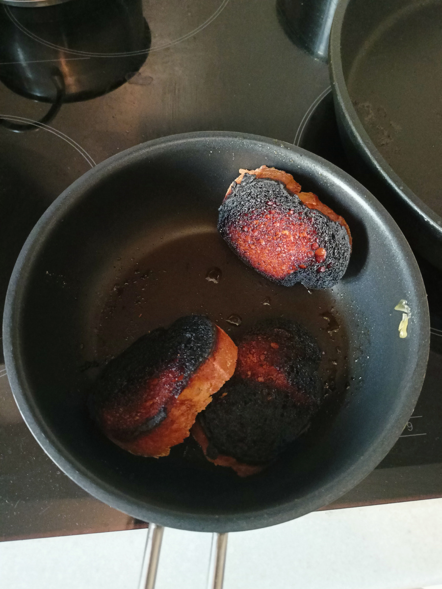 Нет, это не добыча угля. Это я тосты жарила