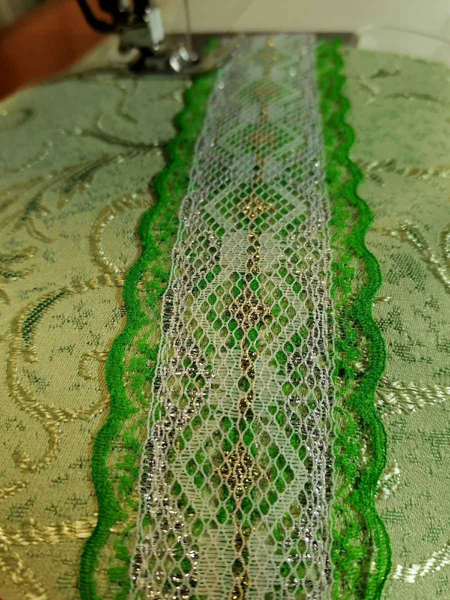 Примерка кружева