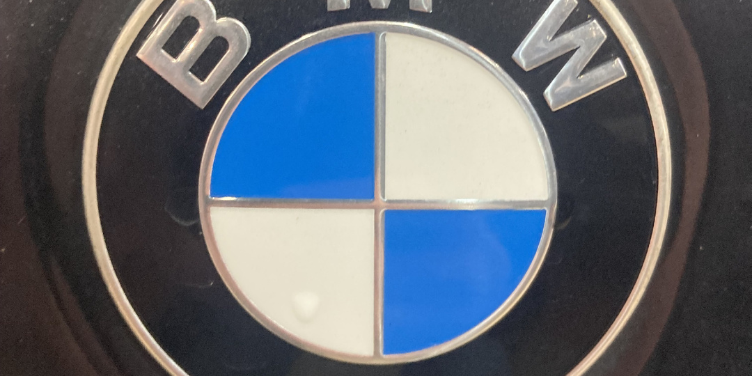 Серафима и «омолаживание» BMW 520 D в (авто)салоне.