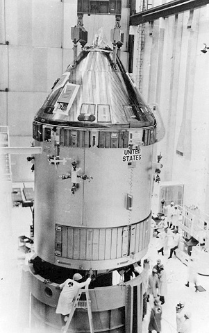 Командно-служебный модуль "Аполлон" CSM-109, получивший название "Одиссей". (Фото НАСА)