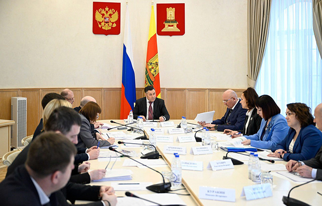 На что выделяет дополнительные средства правительство Тверской области