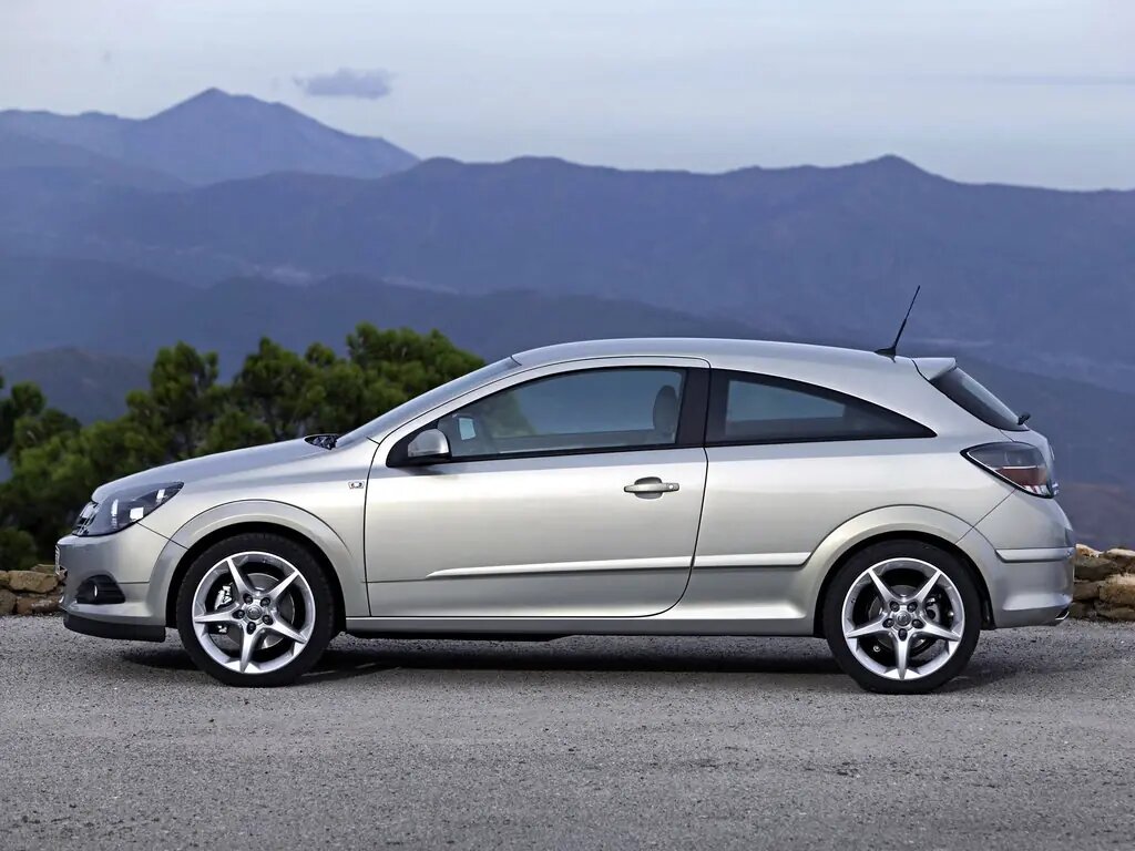 источник: https://www.drom.ru/catalog/opel/astra_gtc/g_2004_5175/