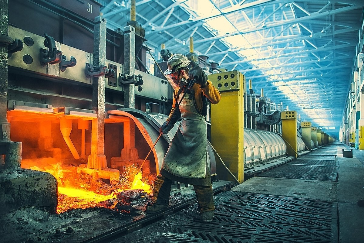 Красноярский алюминиевый завод. Источник фото: Яндекс.Картинки