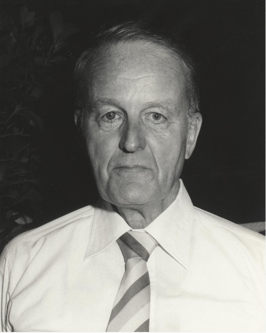 профессор Вернер Шибелер