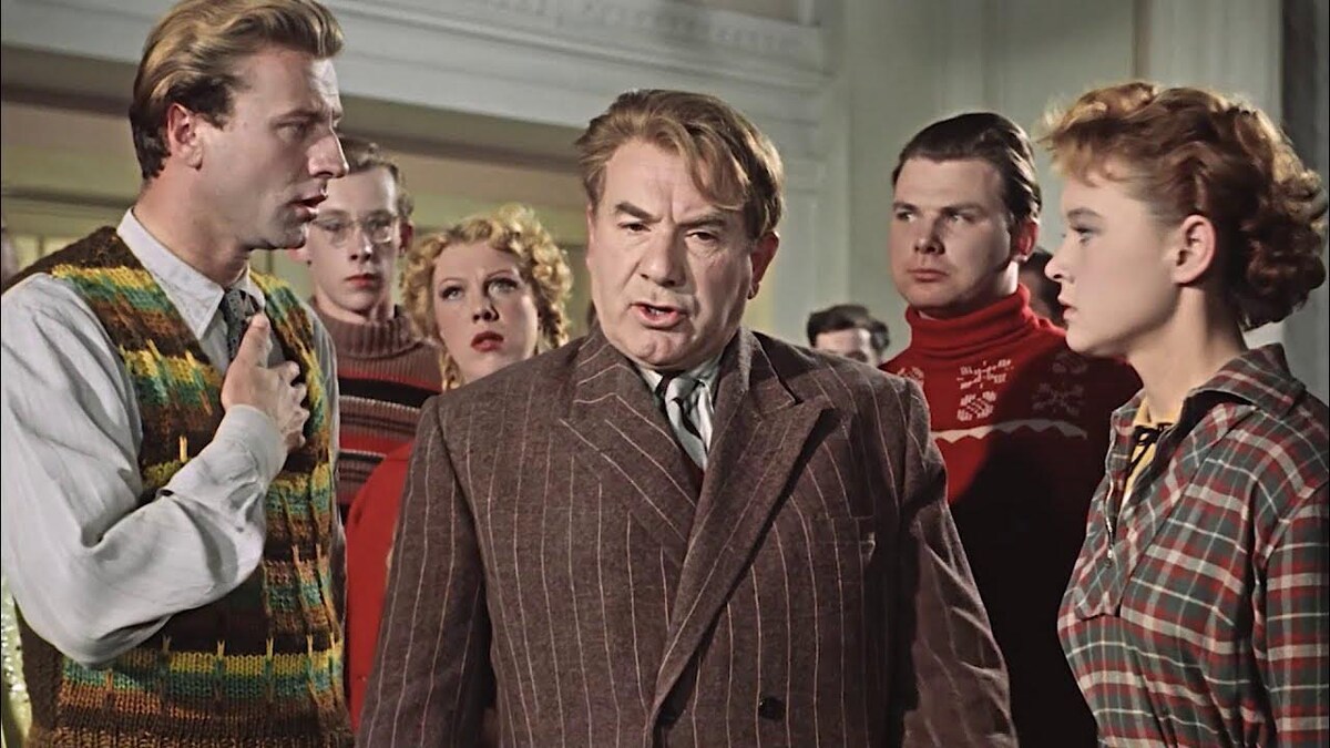 Надо чтобы ценности вели... Но в то же время и не уводили!