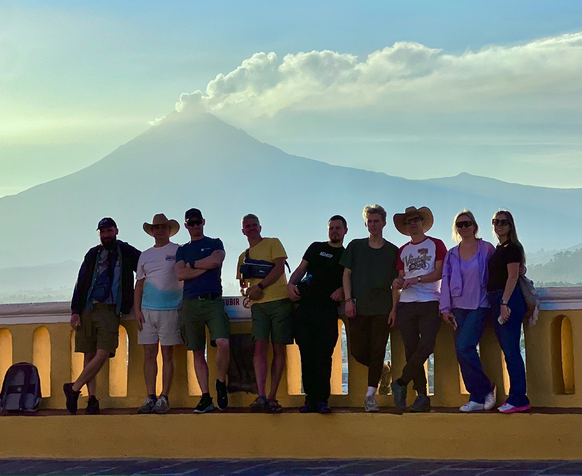 Пригород г.Пуэбла. Вид на вулкан Попокотепетель