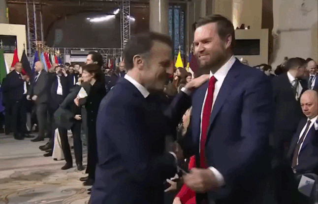    Видео с форума по ИИ в Париже