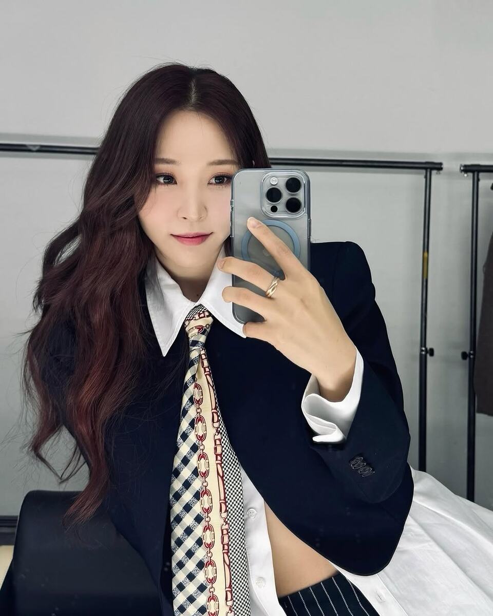    Мунбёль из MAMAMOOСоцсети