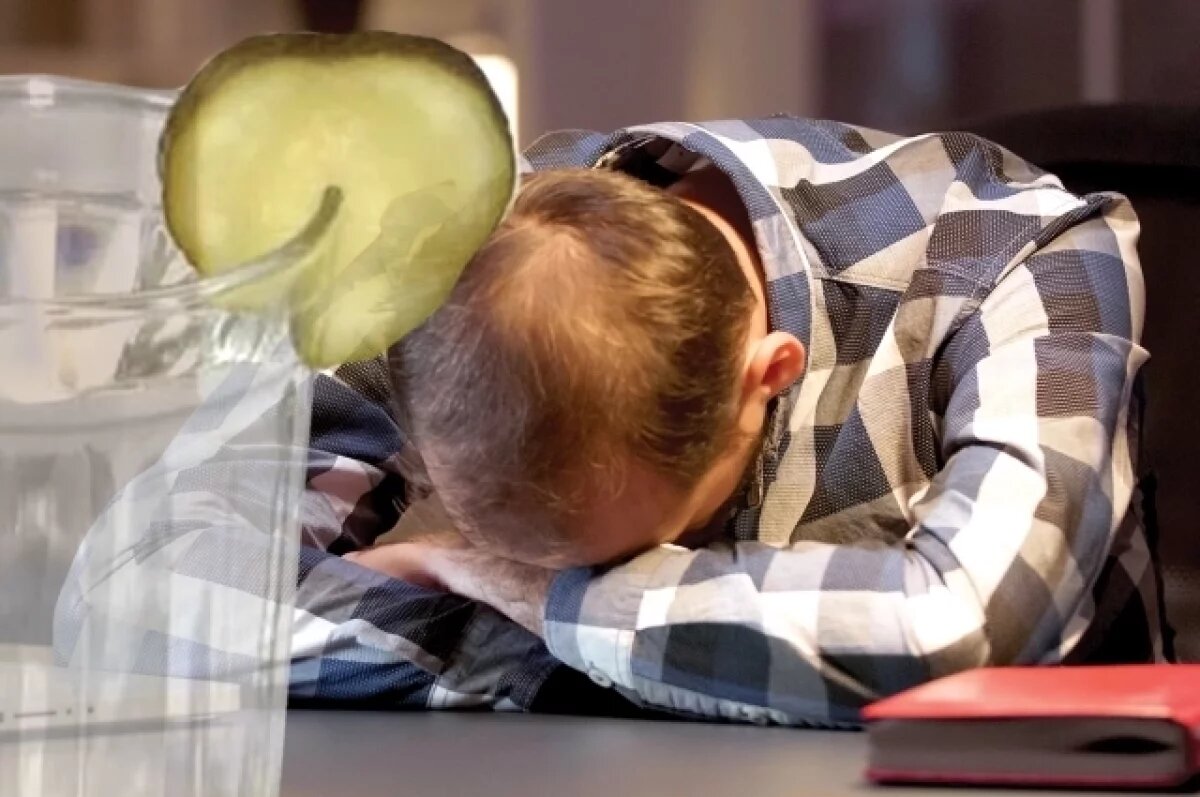    Украл, выпил, уснул.