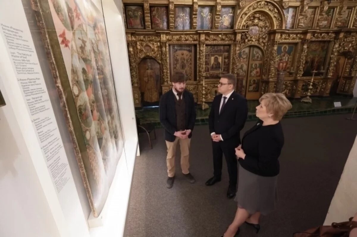    Сокровища Московского Кремля.