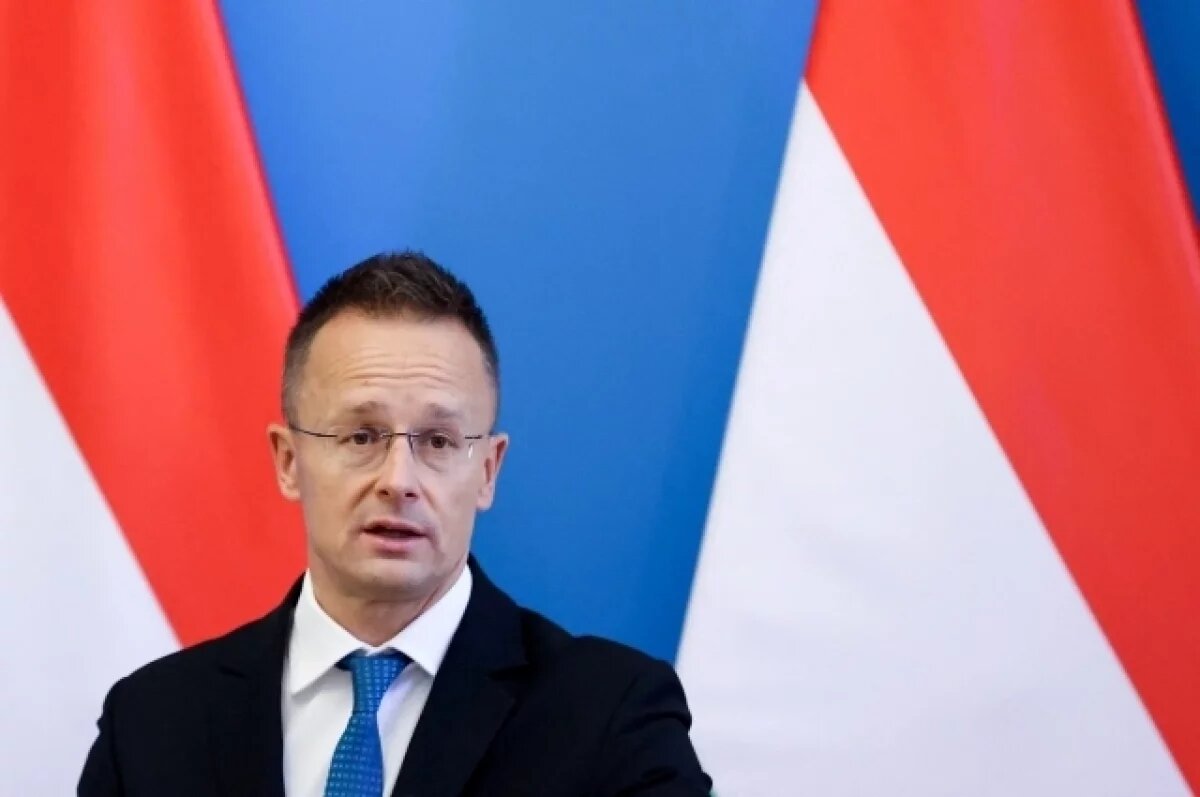    Сийярто: США пересмотрят враждебные решения в отношении Венгрии