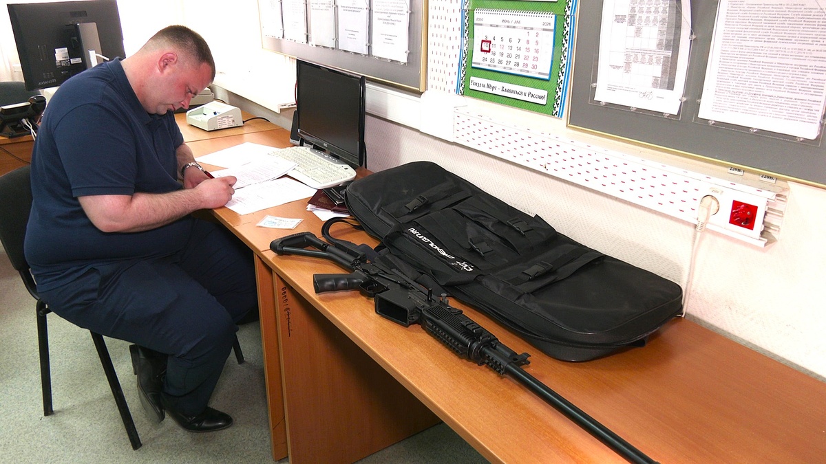    Больше 50 тысяч югорчан имеют право на ношение оружия