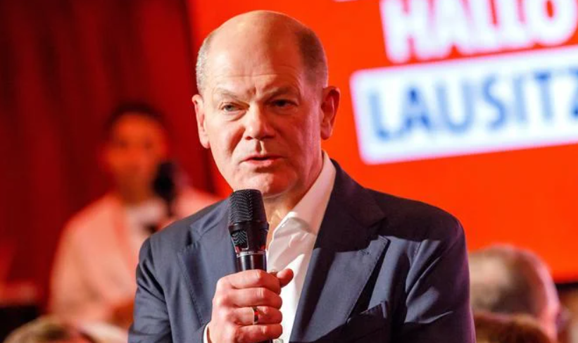    Шольц под аплодисменты избирателей призвал остановить «бесконечное наращивание вооружений»