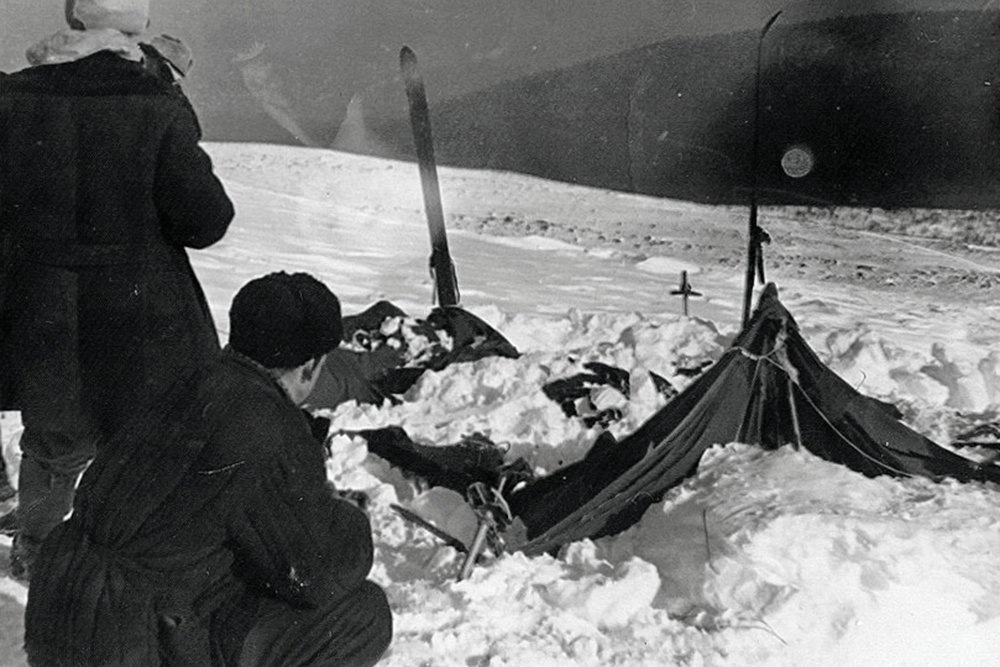    Всего Генпрокуратура насчитала около 75 версий, выдвигаемых о причинах гибели группы Дятлова./Soviet investigators/wikimedia.org