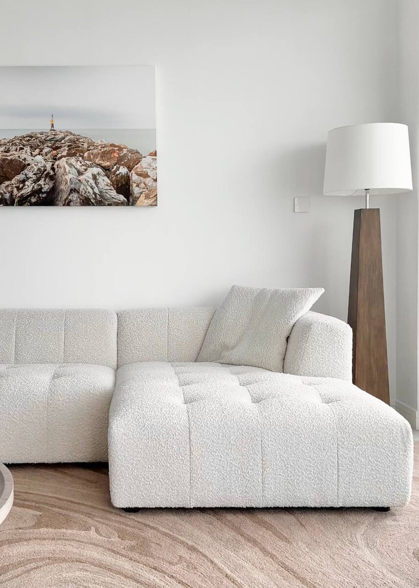 Концепции coastal соответствует сдержанная и спокойная цветовая гамма