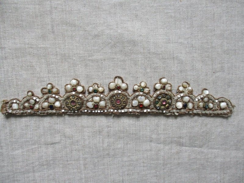 Подкичное очелье.