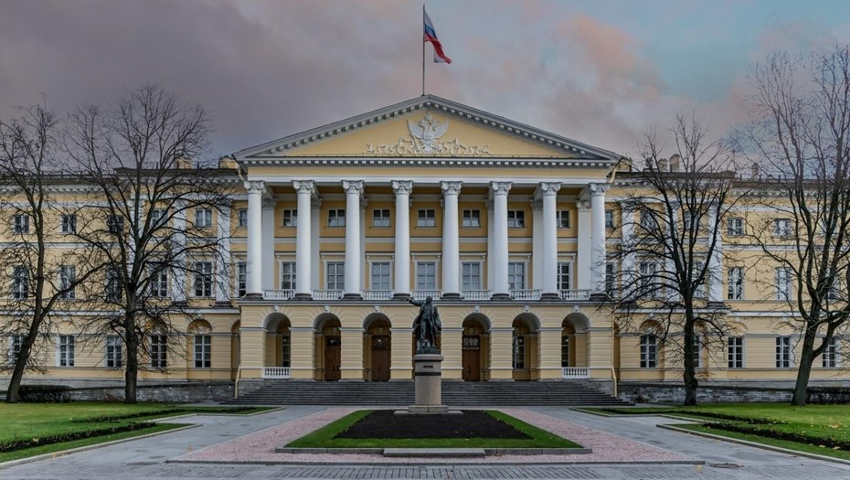    Смольный. Автор фото: Тихонов Михаил