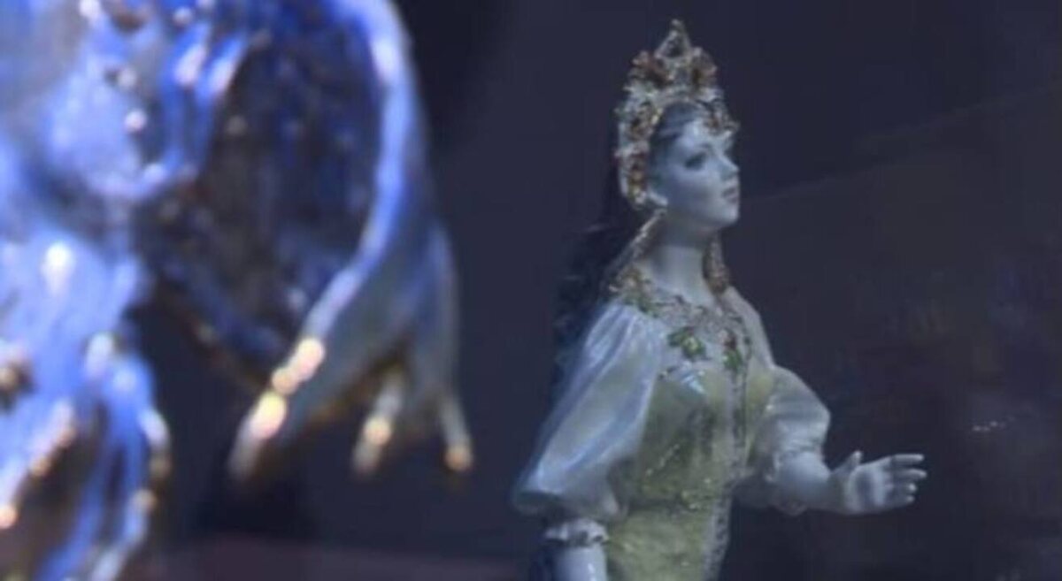    В курской галерее имени Дейнеки открылась выставка «Ох уж эти сказочки! Ох уж эти сказочники!»