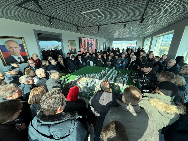    Чиновница из Карелии Жесткова любуется новостройками в ЧечнеОксана Жесткова / ВК