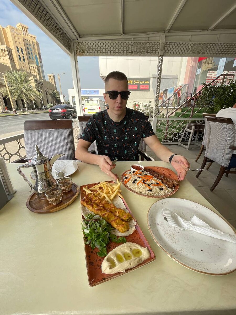 Наш "скромный" обед за 110 дирхамов 