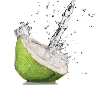 Какосовая вода.