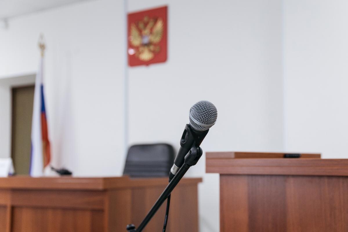    В Югре адвокат потерял лицензию, защищая клиента примером из астрологии