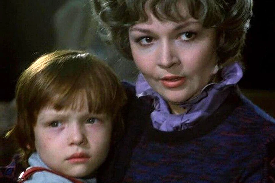 Кадр из фильма "Экипаж"