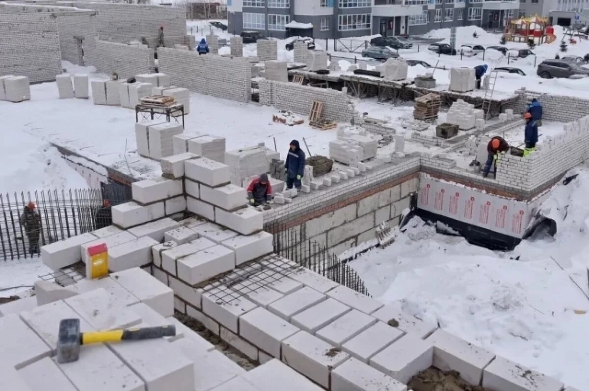    Самую большую школу Барнаула достроят в 2027 году