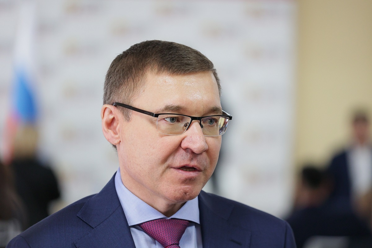 Якушев подчеркнул, что учитель – это центральная фигура в образований.  Фото: ФедералПресс / Кабанов Иван